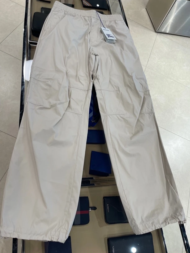 未使用 BURBERRY/博柏利 意大利产捡漏必入男款百搭休闲裤