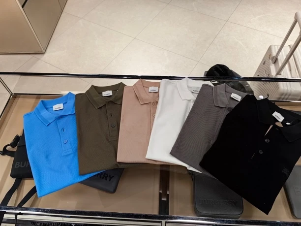 全新未使用 BURBERRY/博柏利 奥莱男款战马标polo短袖