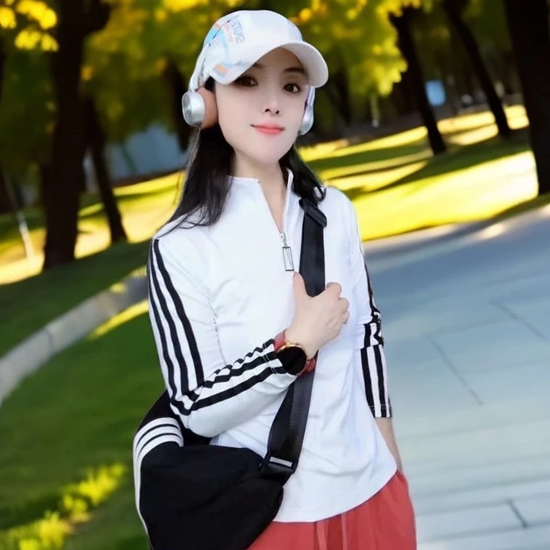 【秋上新】秋冬保暖加绒三条杠运动休闲半拉链长袖时尚立领女款卫衣