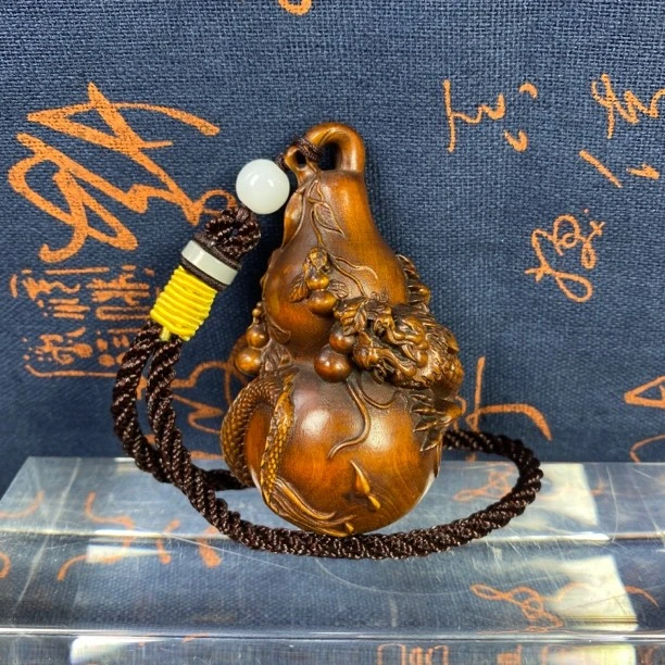 小叶黄杨木仿古做旧（盘龙葫芦）精致精美复古龙纹
