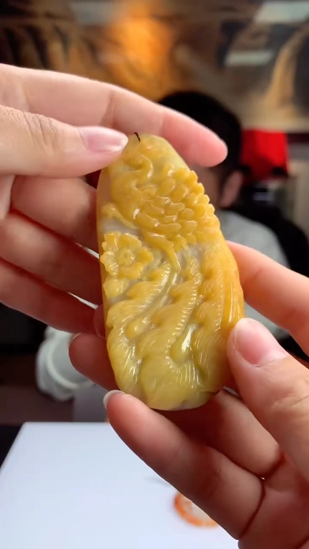 【闪购商品】定制翡翠未镶嵌挂件多样性发货（拍一发一）