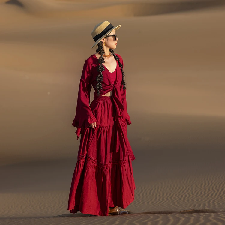 理想三旬旅行新疆沙漠旅拍酒红色废土辣妹民族风女装红色半身裙