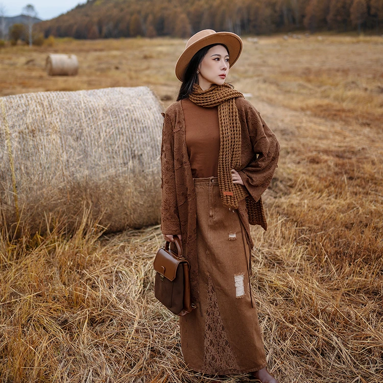 理想三旬旅行女装复古咖啡色休闲做旧蕾丝拼接牛仔包臀半身裙长裙