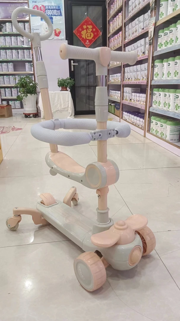 小飞机儿童宝宝扭扭车划行车