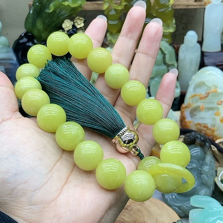 岫玉手把件未镶嵌