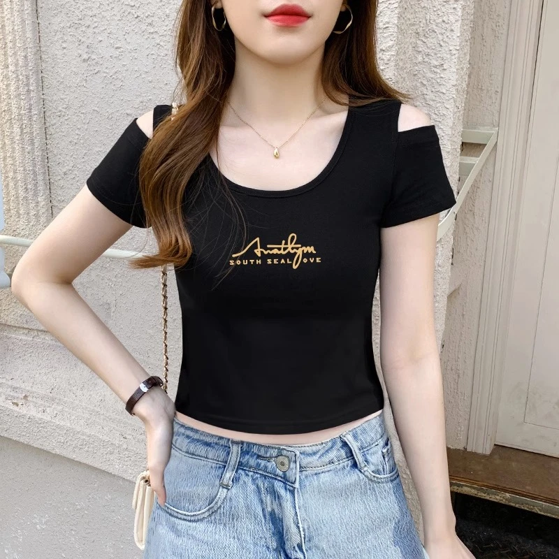 露肩黑色短款t恤女短袖2025年新款高腰性感小众正肩露脐体恤上衣