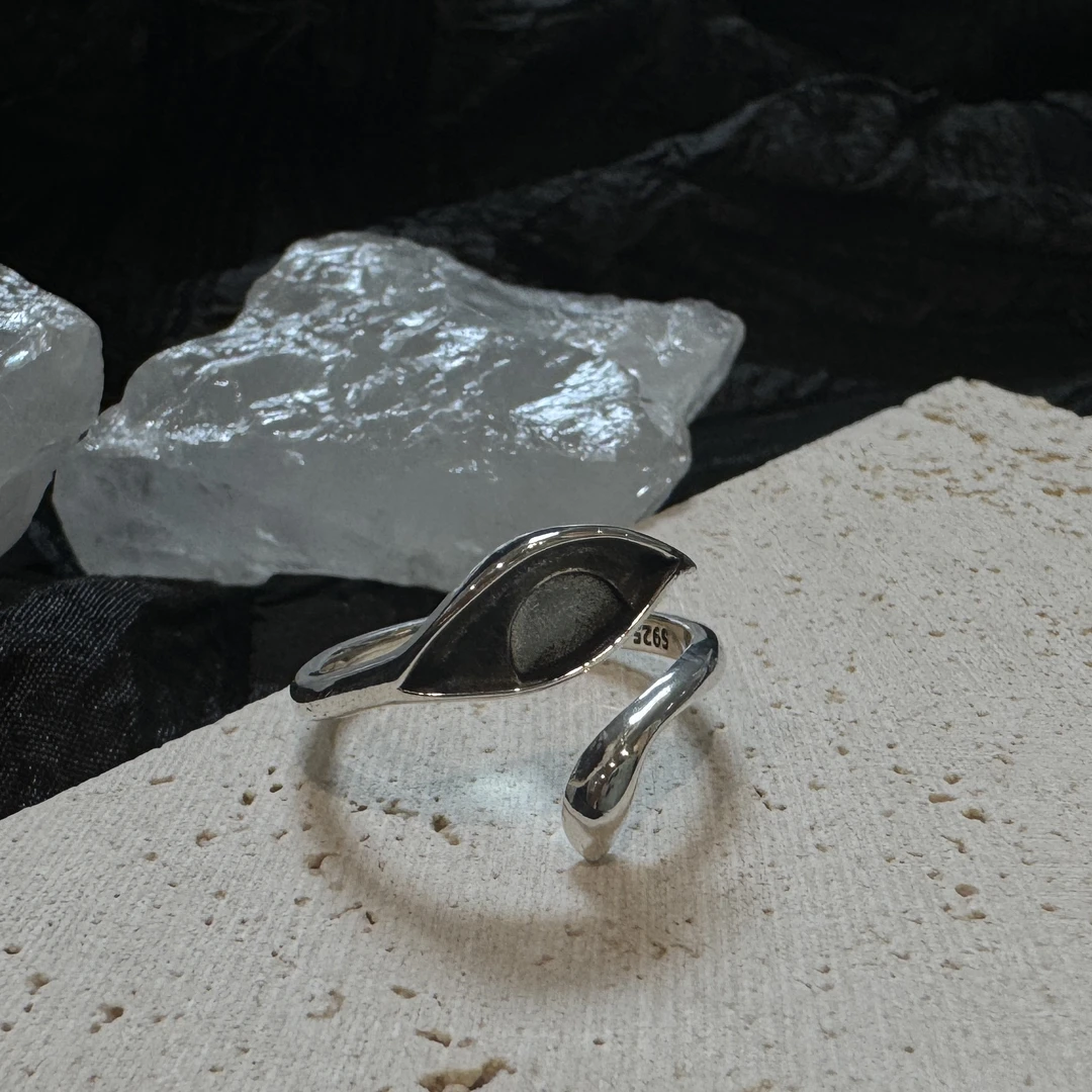 925银戒指 【资本眼泪】原创设计925纯银眼睛戒指设计感实心指环