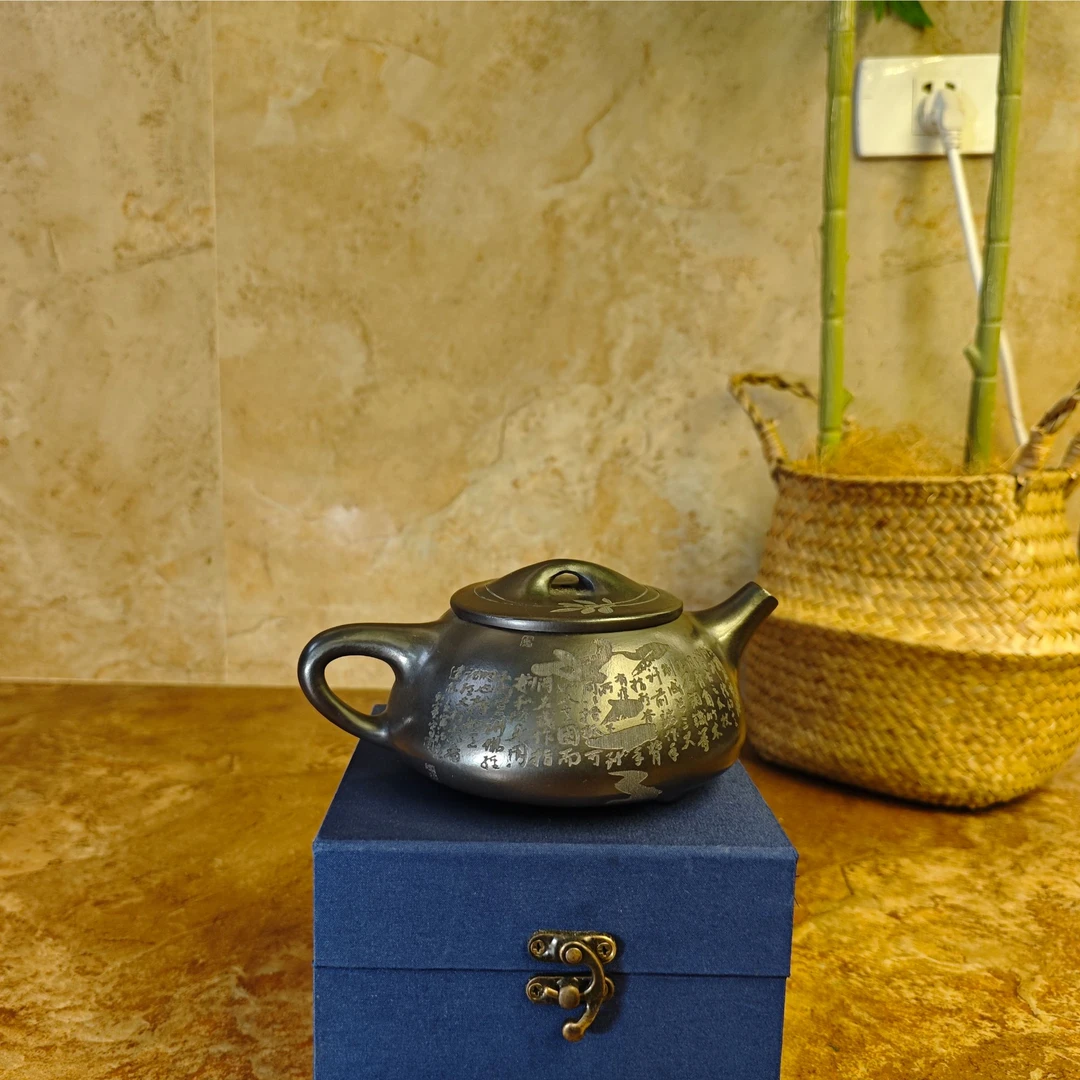 DT1122大品刻绘景舟石瓢石黄全手工紫砂壶