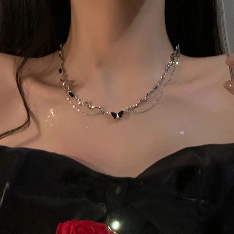 钛钢项链 暗黑辣妹~  黑水钻蝴蝶流苏项链27861