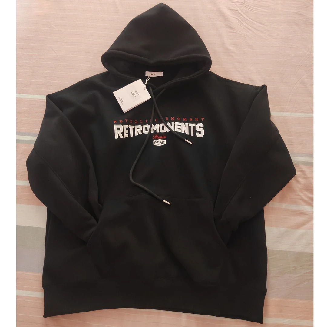 黑色加绒加厚刺绣卫衣