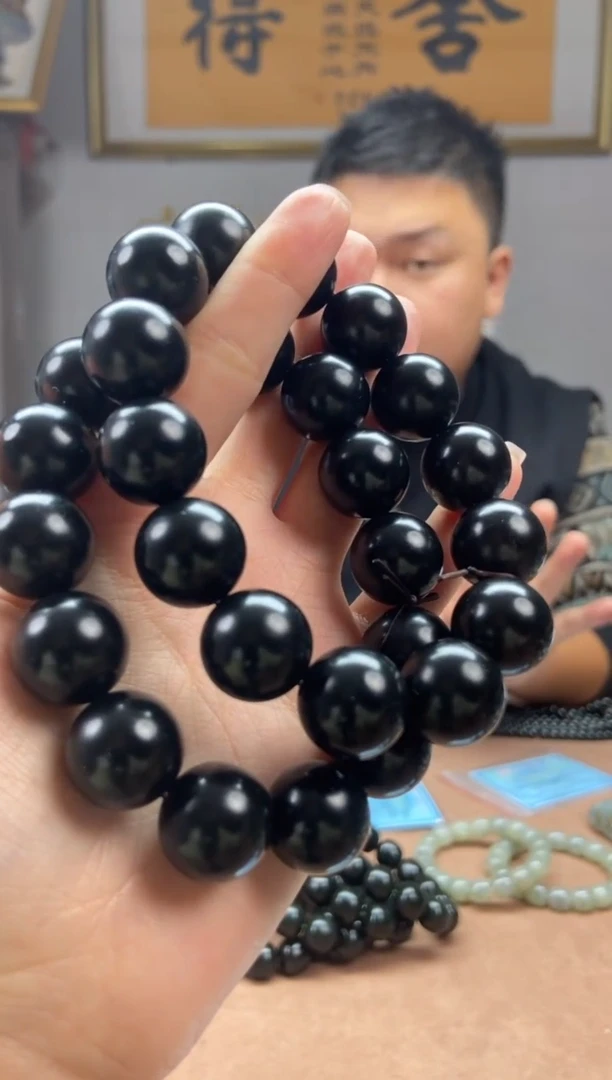 【闪购商品】和田玉手持未镶嵌多样性发货拍一发一