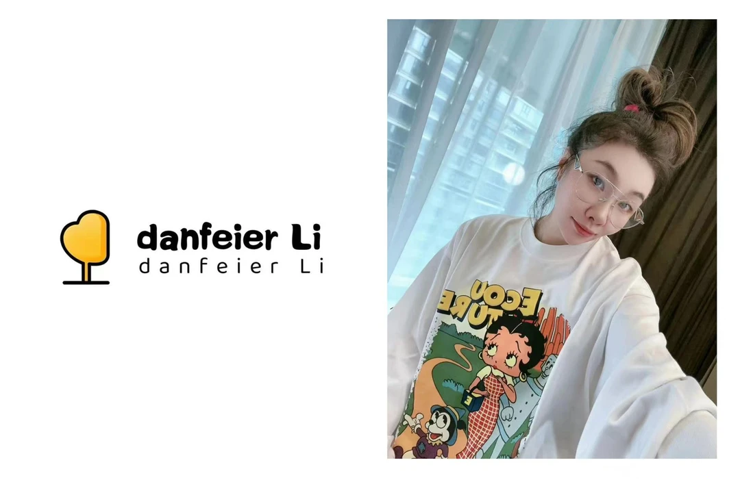 《丫丫推荐款》1040设计款卡通公主印花卫衣