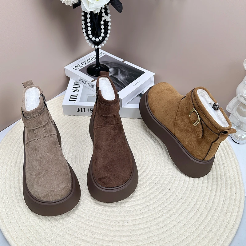 厚底复古雪地靴女2024冬季新款加绒加厚防寒东北户外保暖显瘦短靴