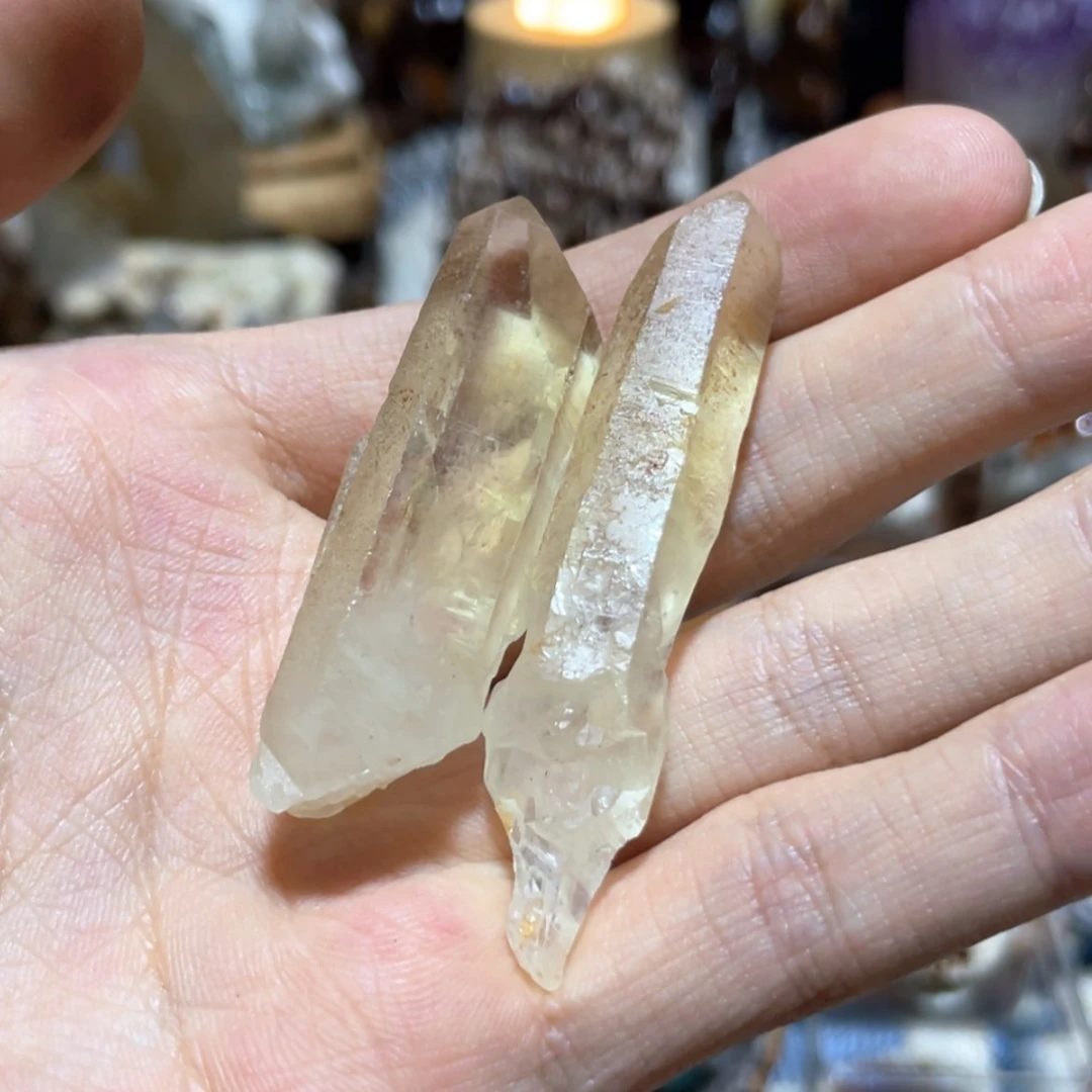 【闪购商品】水晶原石未镶嵌蒜****?