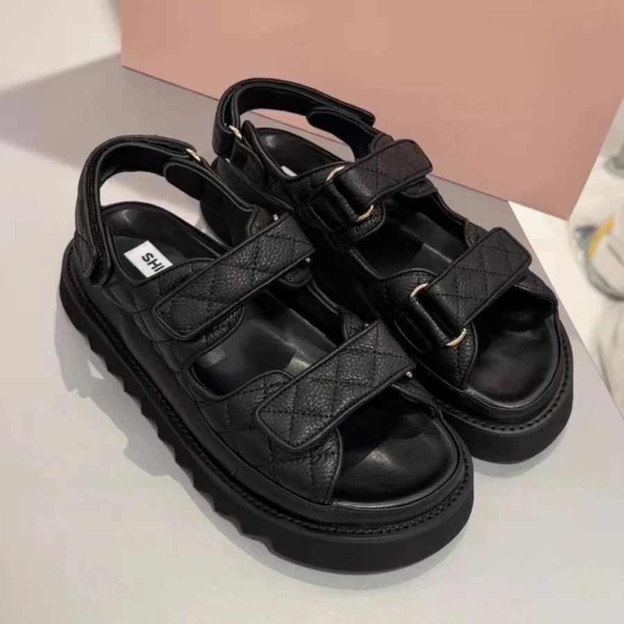 诗歌兰真皮女鞋2024夏款轻便厚底魔术贴小香风露趾时尚沙滩鞋凉鞋