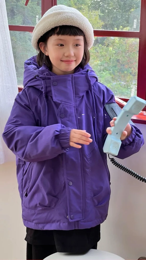 《丁丁优选》中大童男女款羽绒服9015