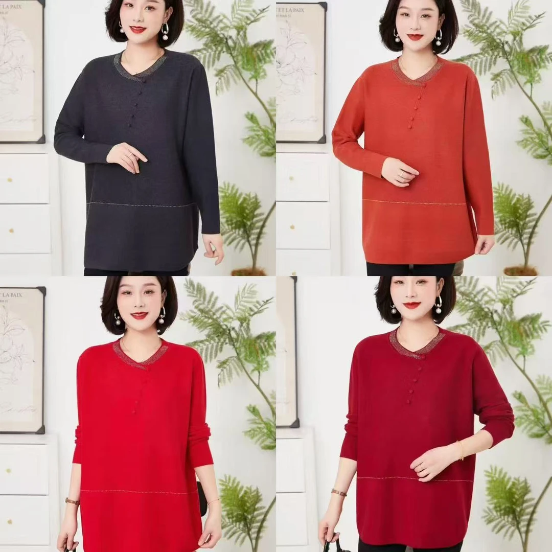 818新年款钻领排扣中长版毛衫