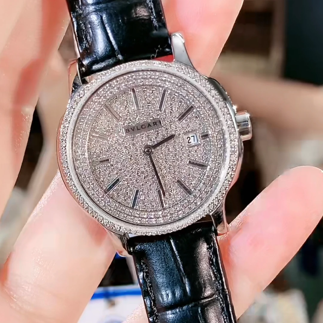 99新 BVLGARI/宝格丽 表展/皮带29mm腕表/后钻满天星/WHT020409