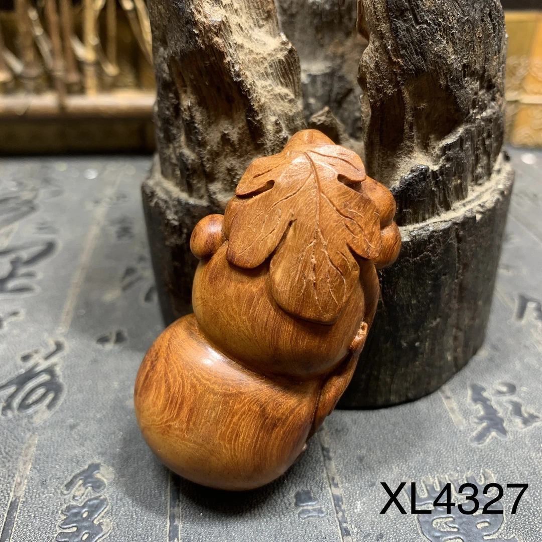 fq4327越南黄花梨葫芦雕刻件直径3.1CM高5.8CM，净重19克