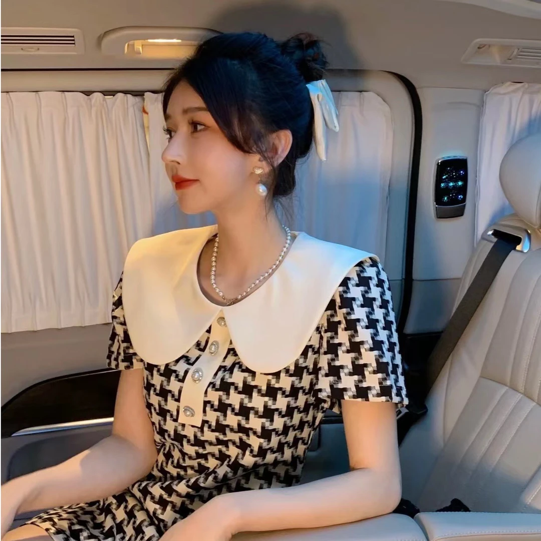 2025名媛短裙高夏季娃娃领格子连衣裙千鸟格格纹法式时尚翻领宽松