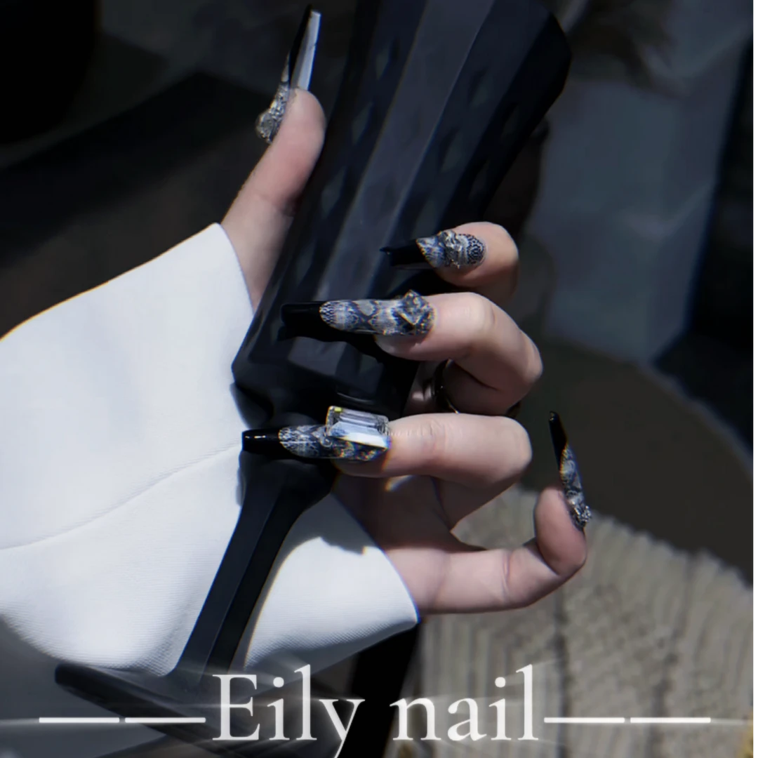 【相柳】EilyNail设计师轻奢高定纯手工穿戴甲转印黑色气质美甲