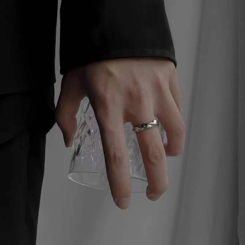 七只鹿 钛钢戒指 【波浪戒】莫比乌斯戒指ins冷淡风波浪扭纹素戒