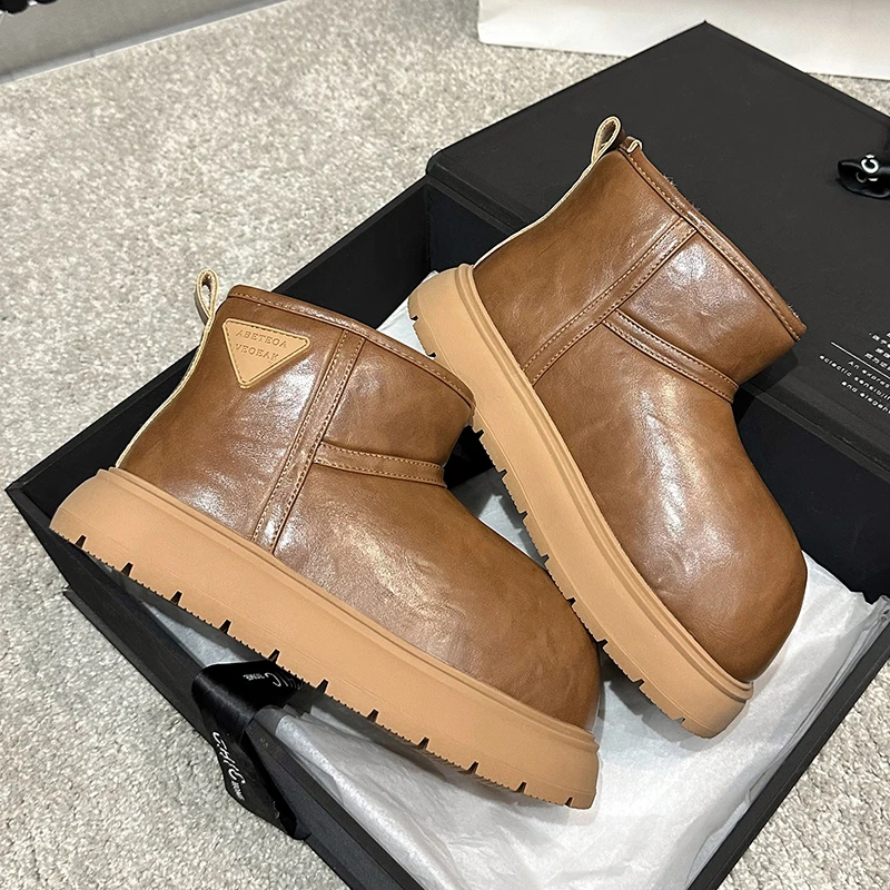 卡皮巴拉雪地靴女2024冬季复古风时尚百搭雪地鞋丑萌大头厚底短靴