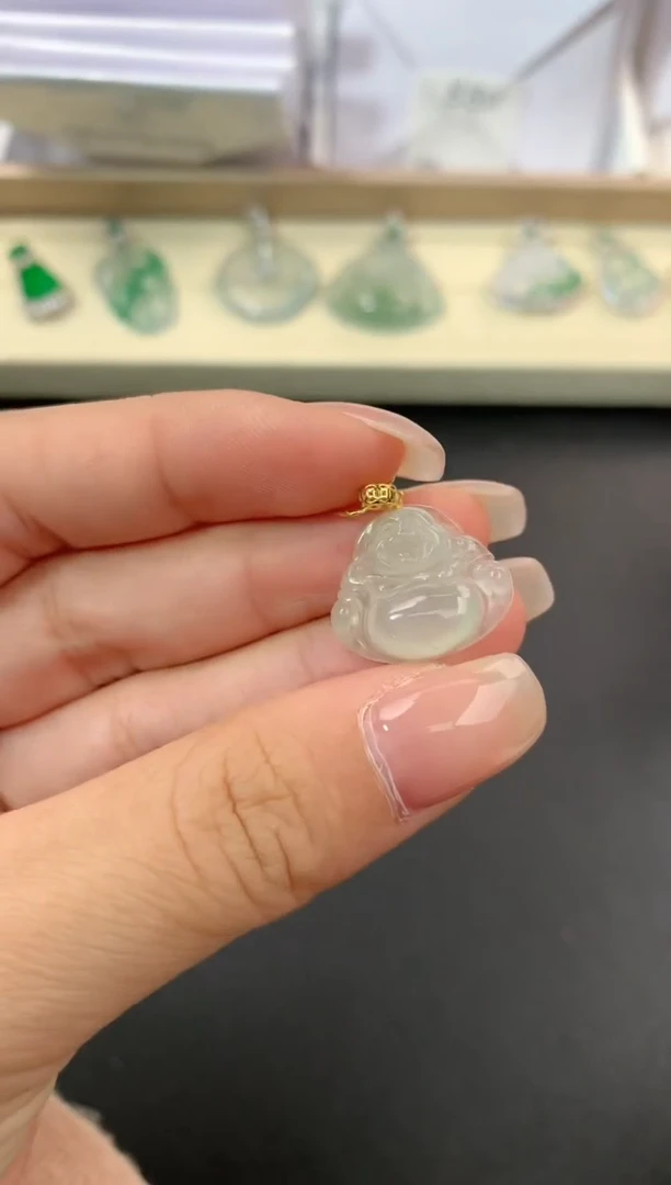 【闪购商品】翡翠颈饰18K金镶嵌A23