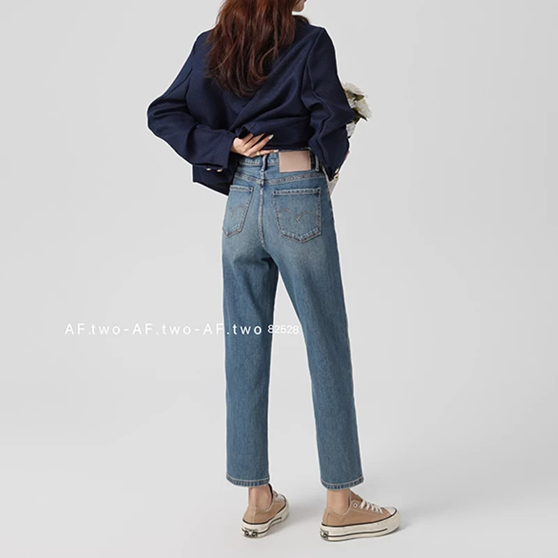 代嘉儿daiclaire牛仔裤女秋季高腰弹力蓝色直筒九分烟管裤82528