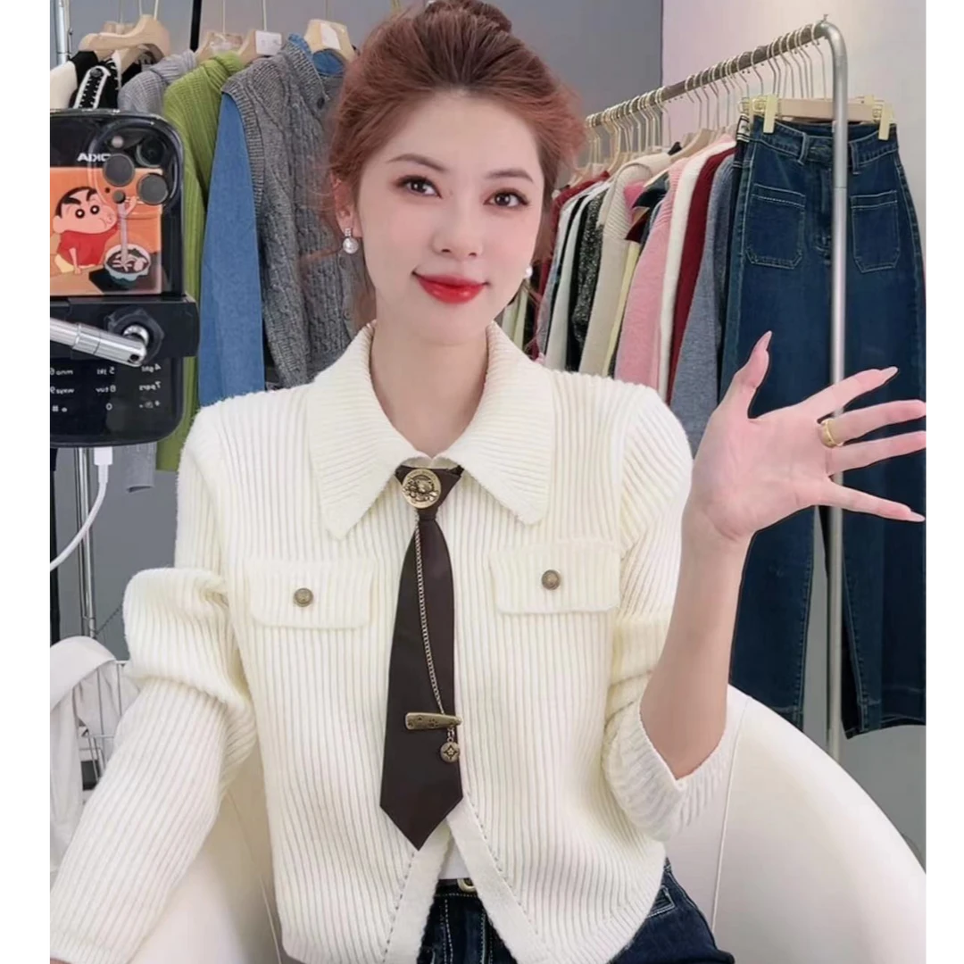 【编号197】2024秋季新款 复古学院风翻领下摆开叉针织开衫上衣