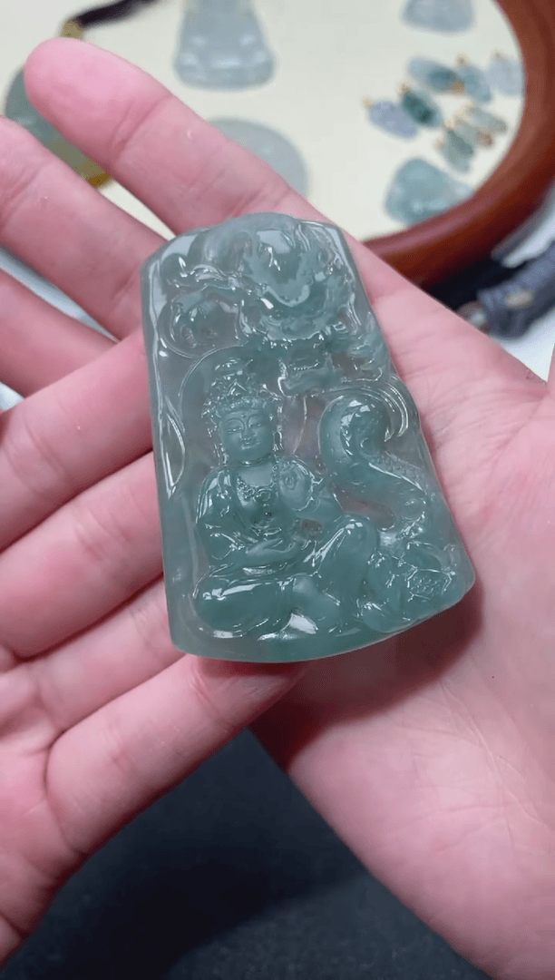 【闪购商品】翡翠颈饰未镶嵌观音