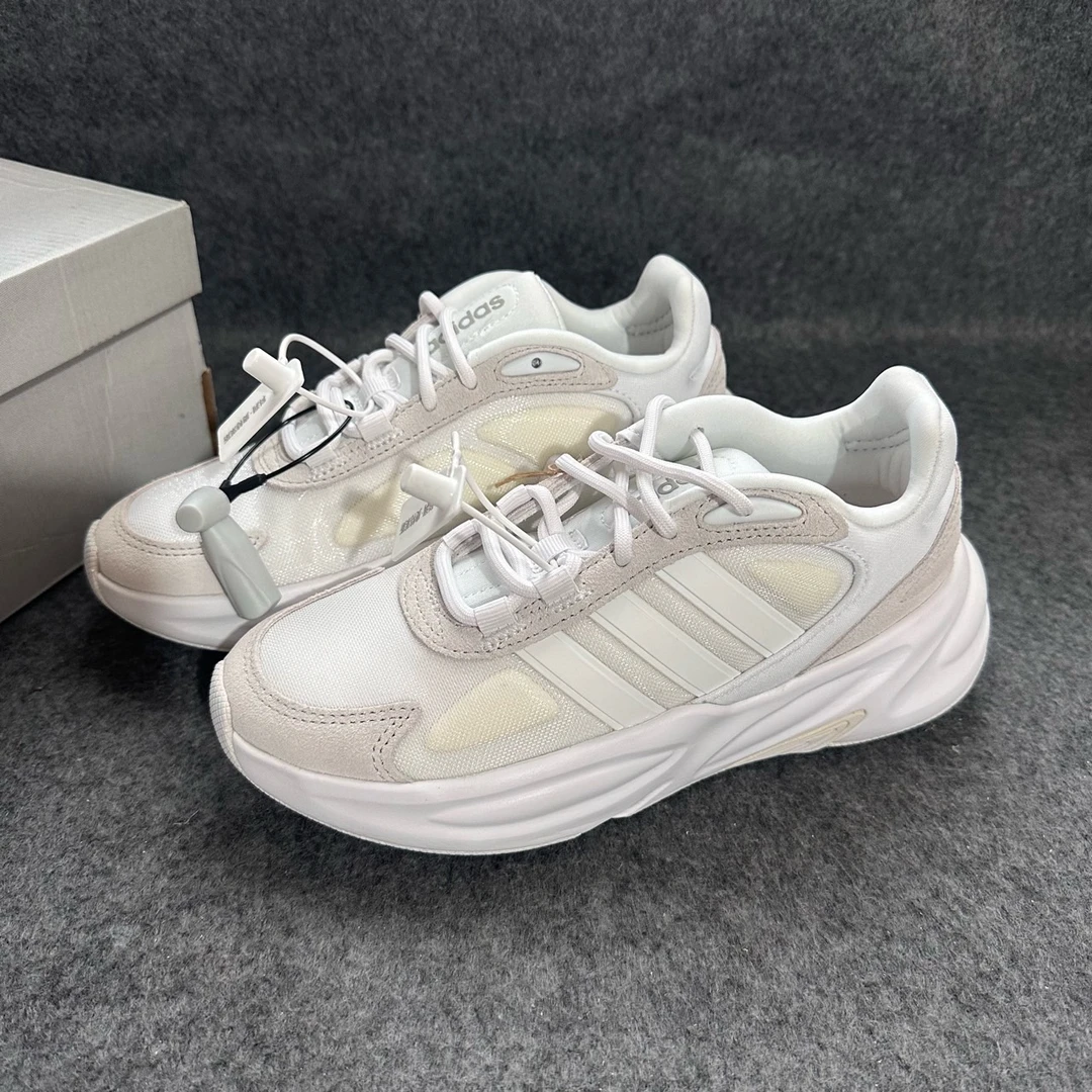 全新未使用 adidas/阿迪达斯 短跑跑步鞋 白褐色 原盒 GX4691
