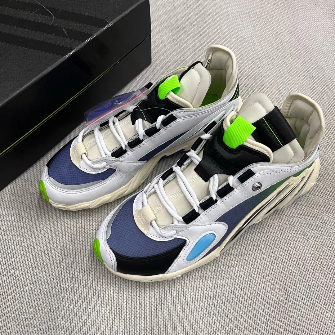 Adidas 复古拼接篮球鞋 联名款 原盒 FY3504