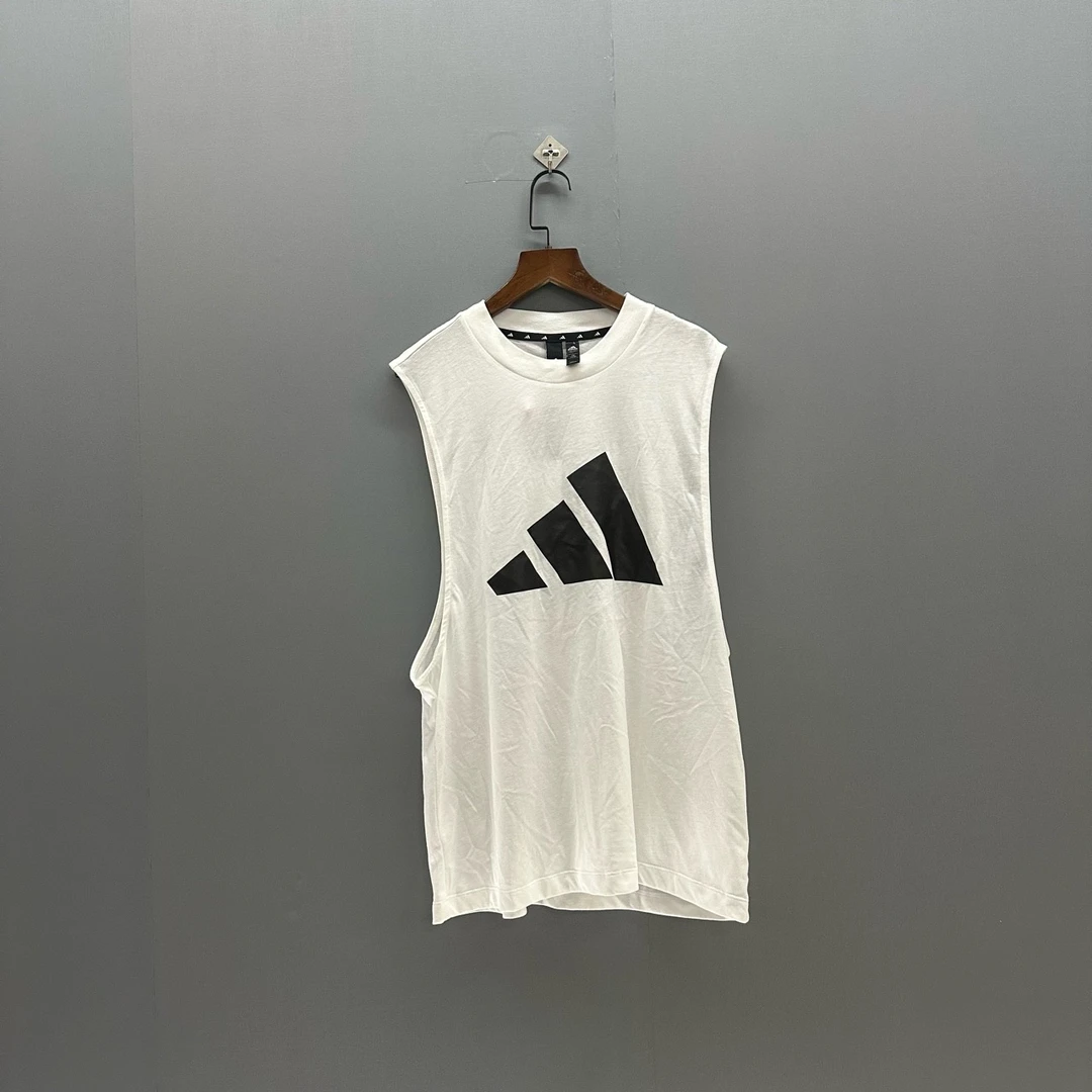 M Adidas 圆领透气 运动无袖 背心 白色 EA0347