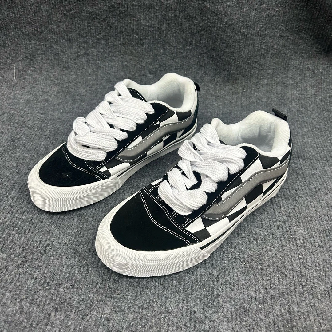 38码 Vans Knu 舒适百搭 低帮 板鞋 黑白 微瑕 配盒 9QCCJJ