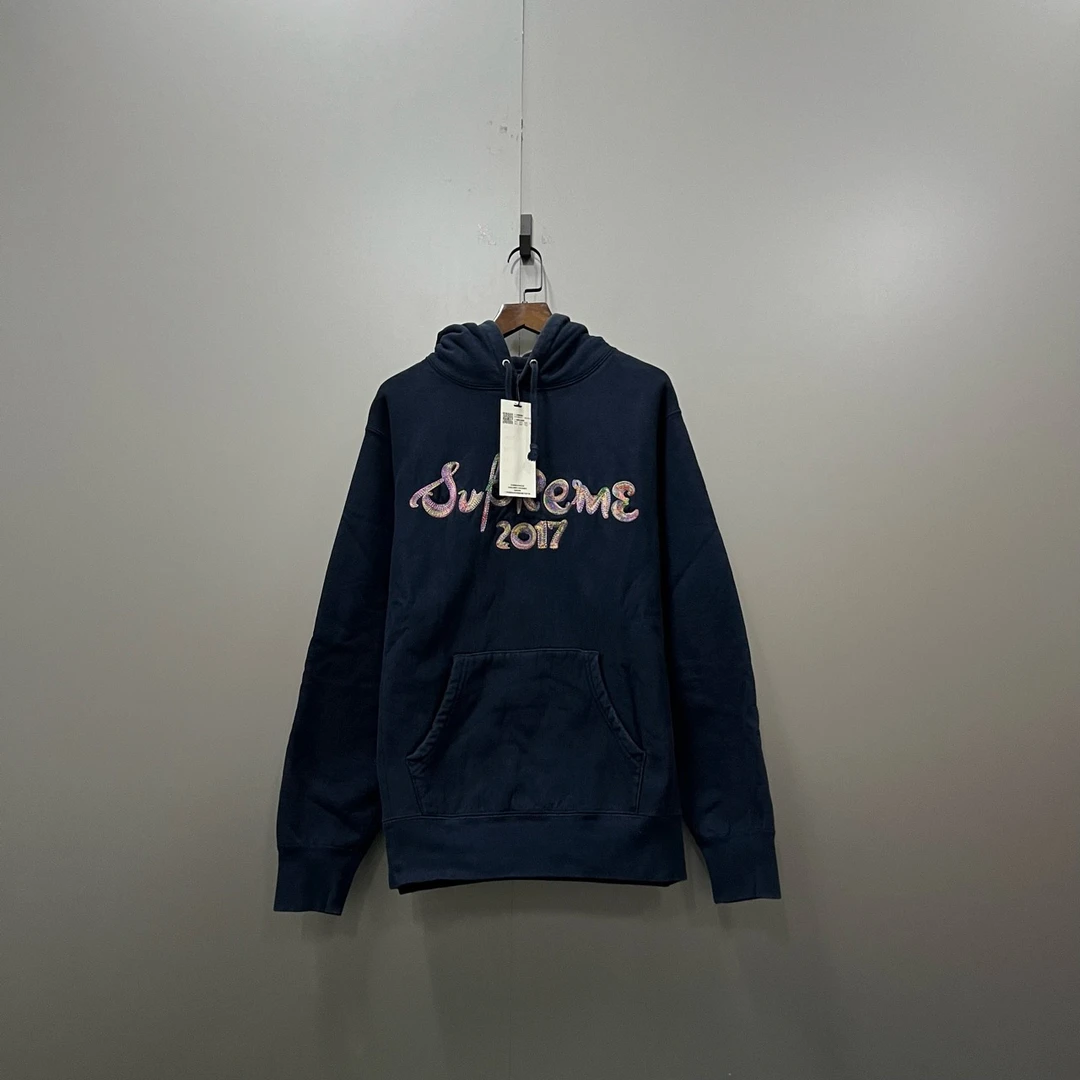 (jp) 129 Supreme 草写刺绣logo帽衫 M码/95新/公价4000/无配件