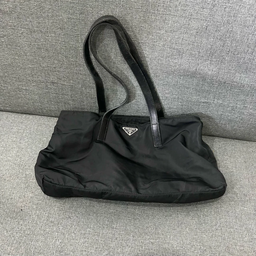 （pm）prada 普拉达 三角标 尼龙 旅行袋 成色9新