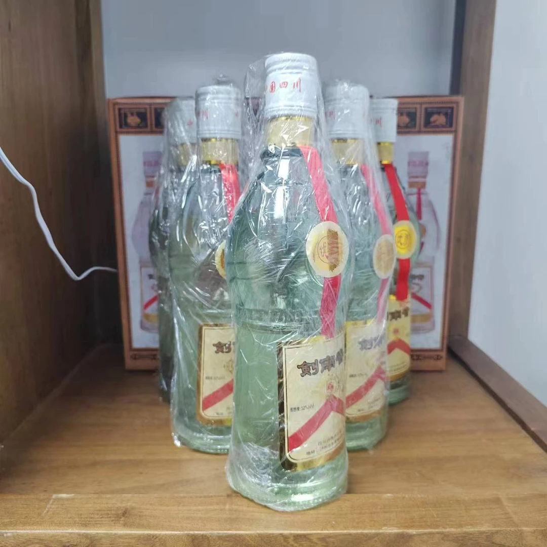 suren/俗人02 经典川派 白盖莲花瓶 浓香52度 500ml 1箱6瓶52度