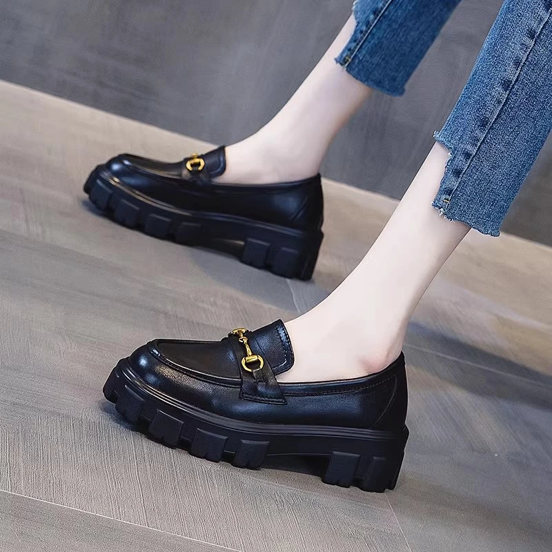 厚底鞋女2025年新款真皮松糕鞋百搭英伦风小皮鞋春秋季休闲单鞋子