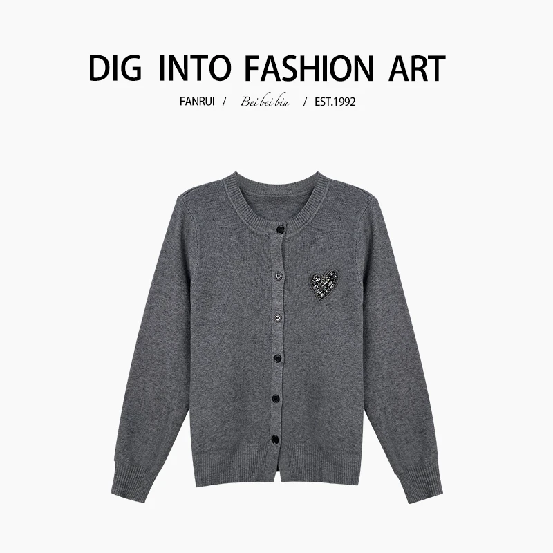FANRUI/泛芮「珍珠女郎 」爱心烫钻气质轻奢高级感针织开衫B13599