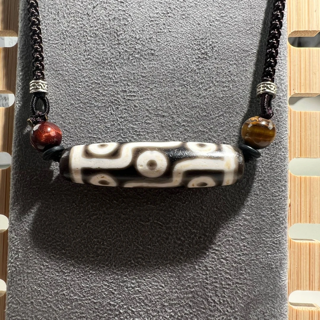 天然玛瑙材质高品质折线九眼颈链