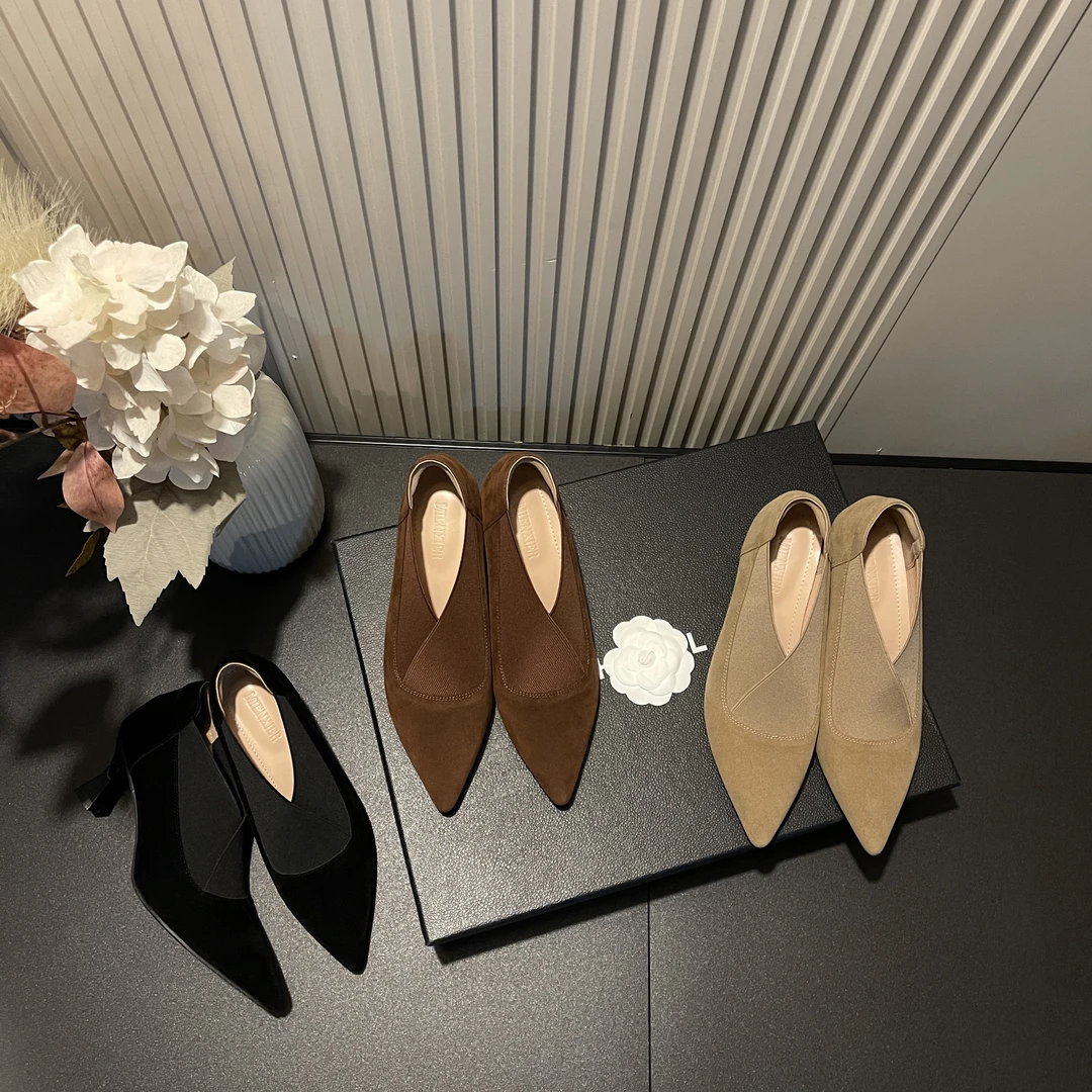 【现现】秋季新款绝美风简约舒适时尚感百搭爆款女浅口高跟全包女鞋