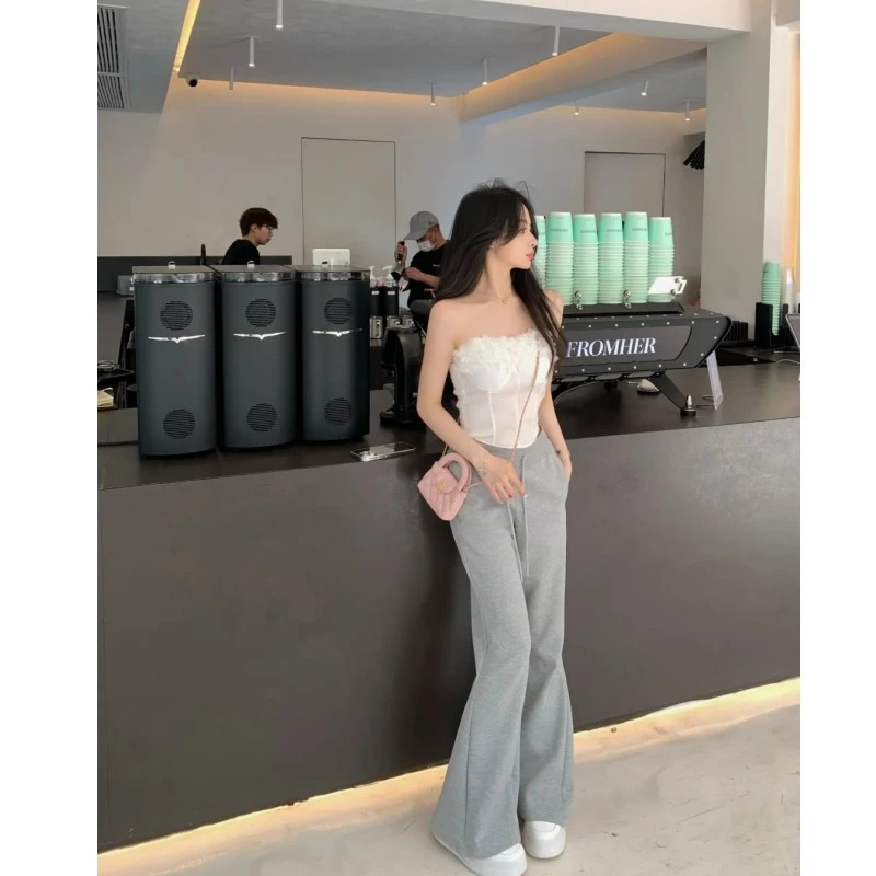 夏季新款设计感小众别致绝美蕾丝抹胸上衣女搭配灰色抽绳阔腿卫裤