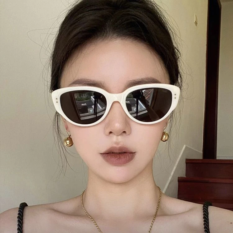 个性鬼马少女美式墨镜女款高级感韩版潮黑白猫眼太阳眼镜夏日防晒