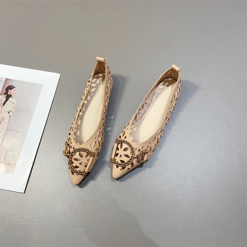 小众潮牌镂空尖头平底鞋舒适百搭软底镂空奶奶单鞋女夏季新款凉鞋