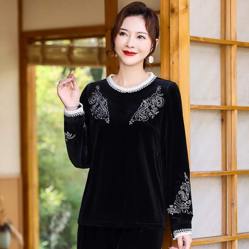 妈妈秋装套装2024新款洋气小衫中老年女装春秋款上衣金丝绒两件套