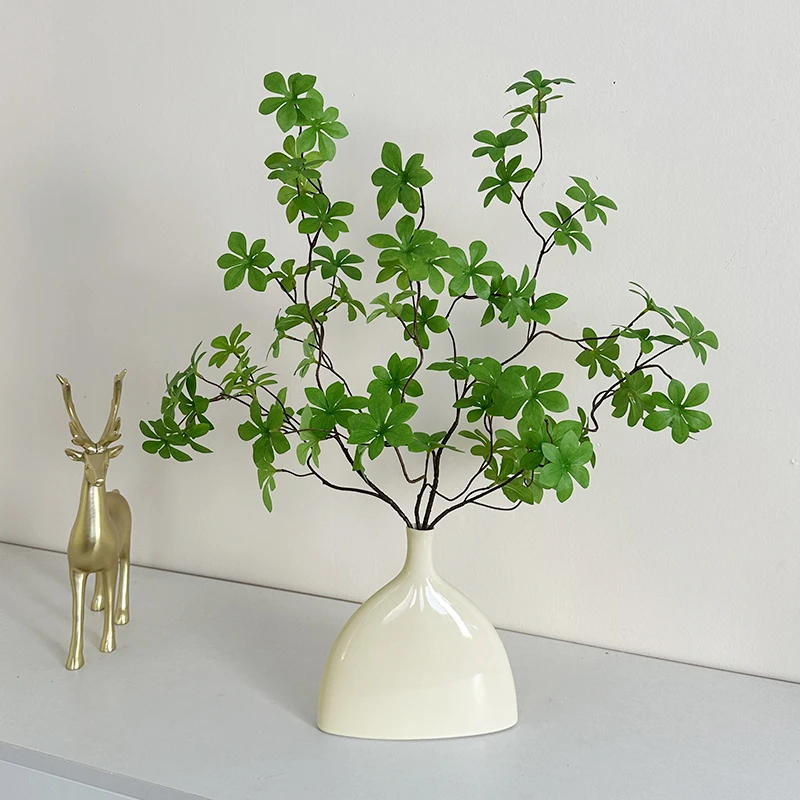北欧仿真绿植吊钟单枝马醉木叶假树枝客厅植物装饰电视柜摆件