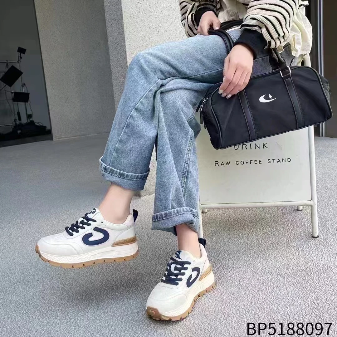 88097时尚潮搭运动休闲女鞋仓