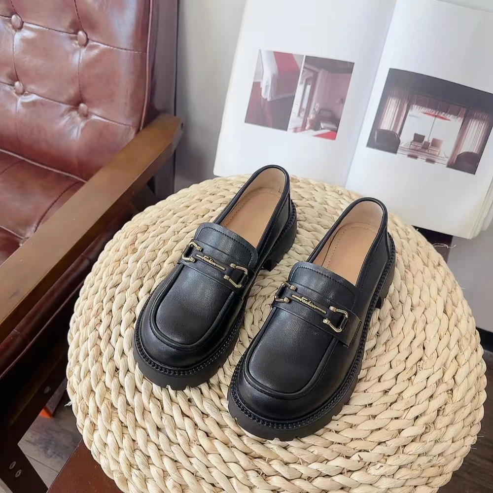 新款一字扣圆头舒适软底乐福鞋2305-5