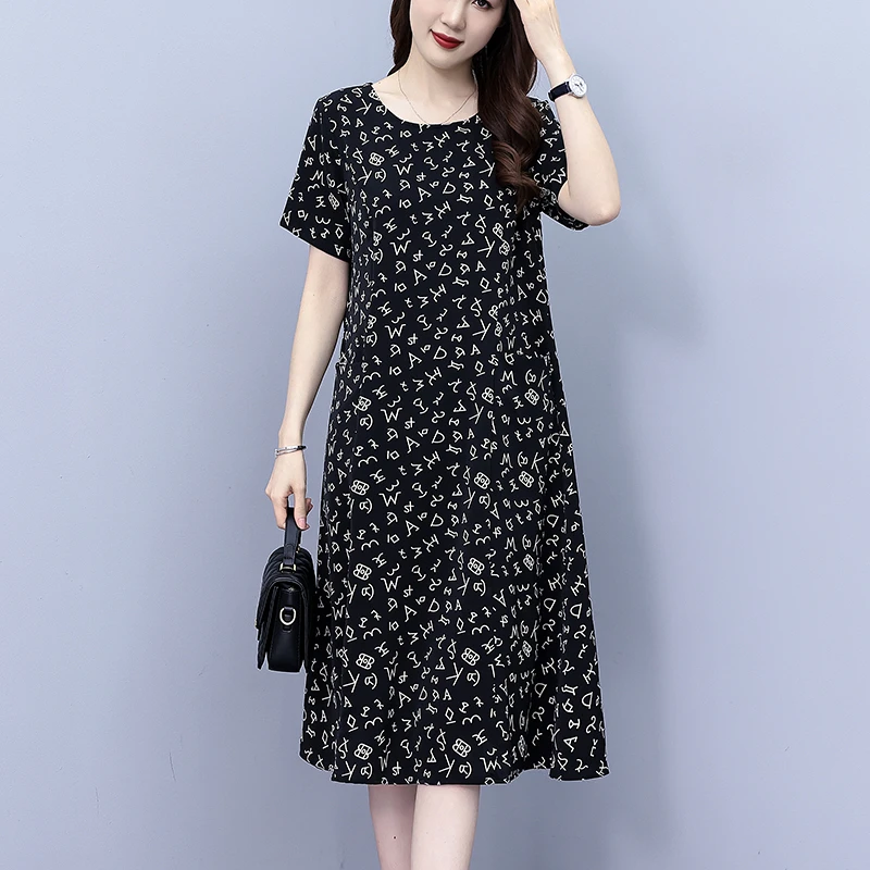 M-4XL碎花连衣裙夏季新款圆领女妈妈洋气中年印花时尚中长裙子